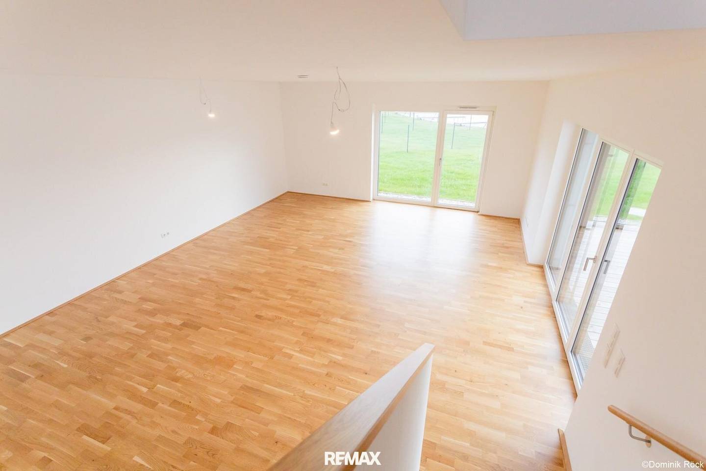 Reihenendhaus mit privatem Seezugang und zwei Terrassen
