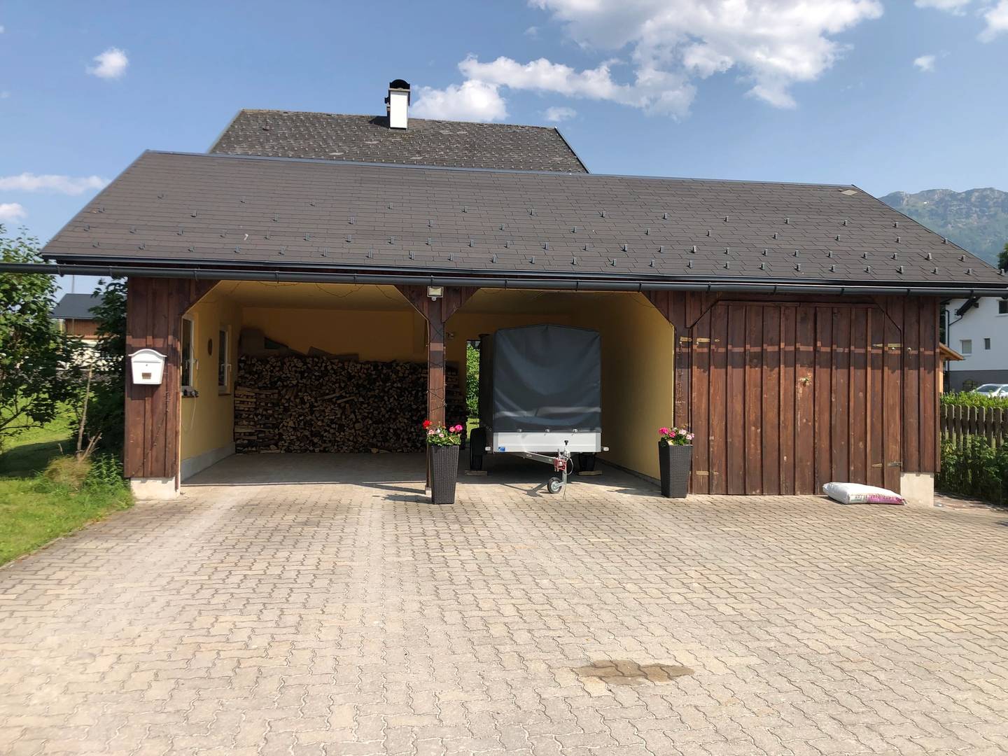 Saniertes Haus mit Bergblick und Terrasse in Bad Mitterndorf