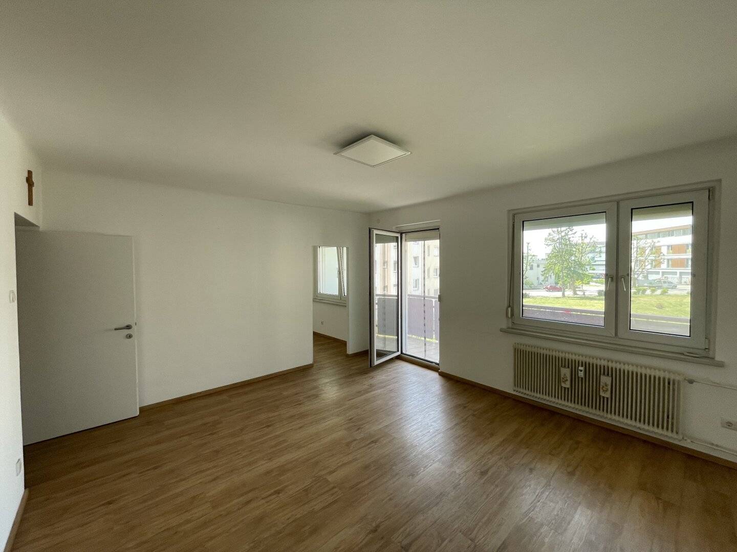 Modern apartment near center with large loggia
