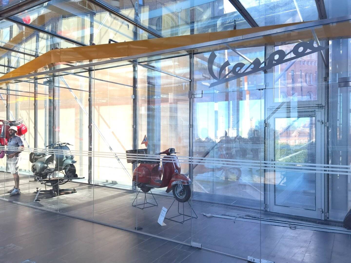 Pop-up Space on the Bridge to the ECO Center at Gasometer