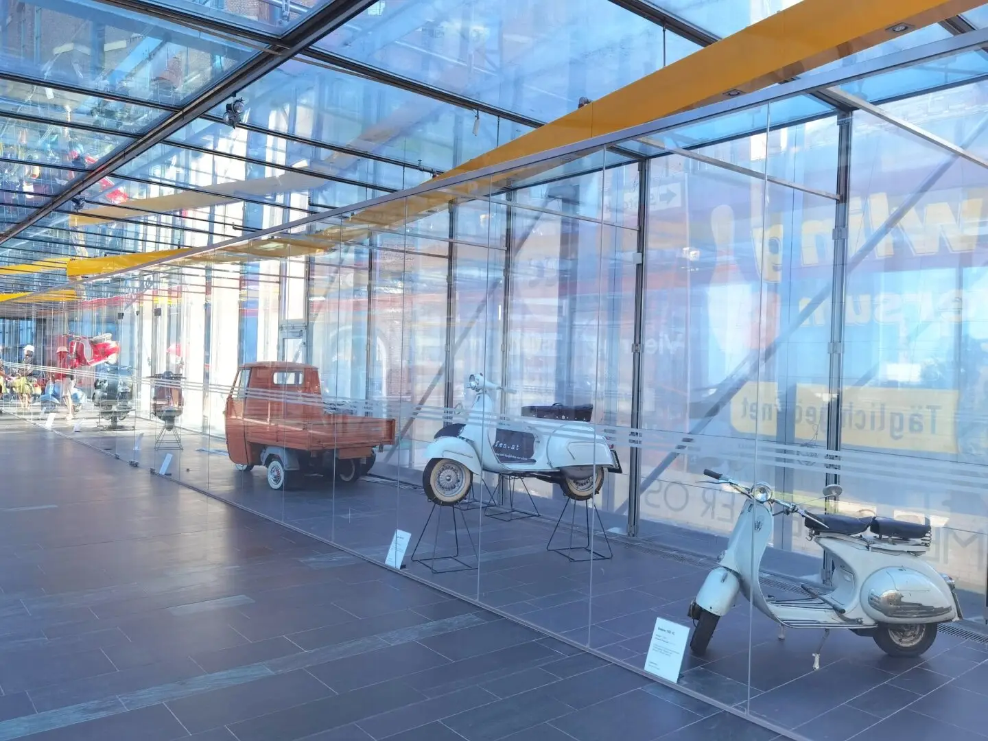 Entertainment Center Gasometer | Commercial space with glass display windows and balcony for rent