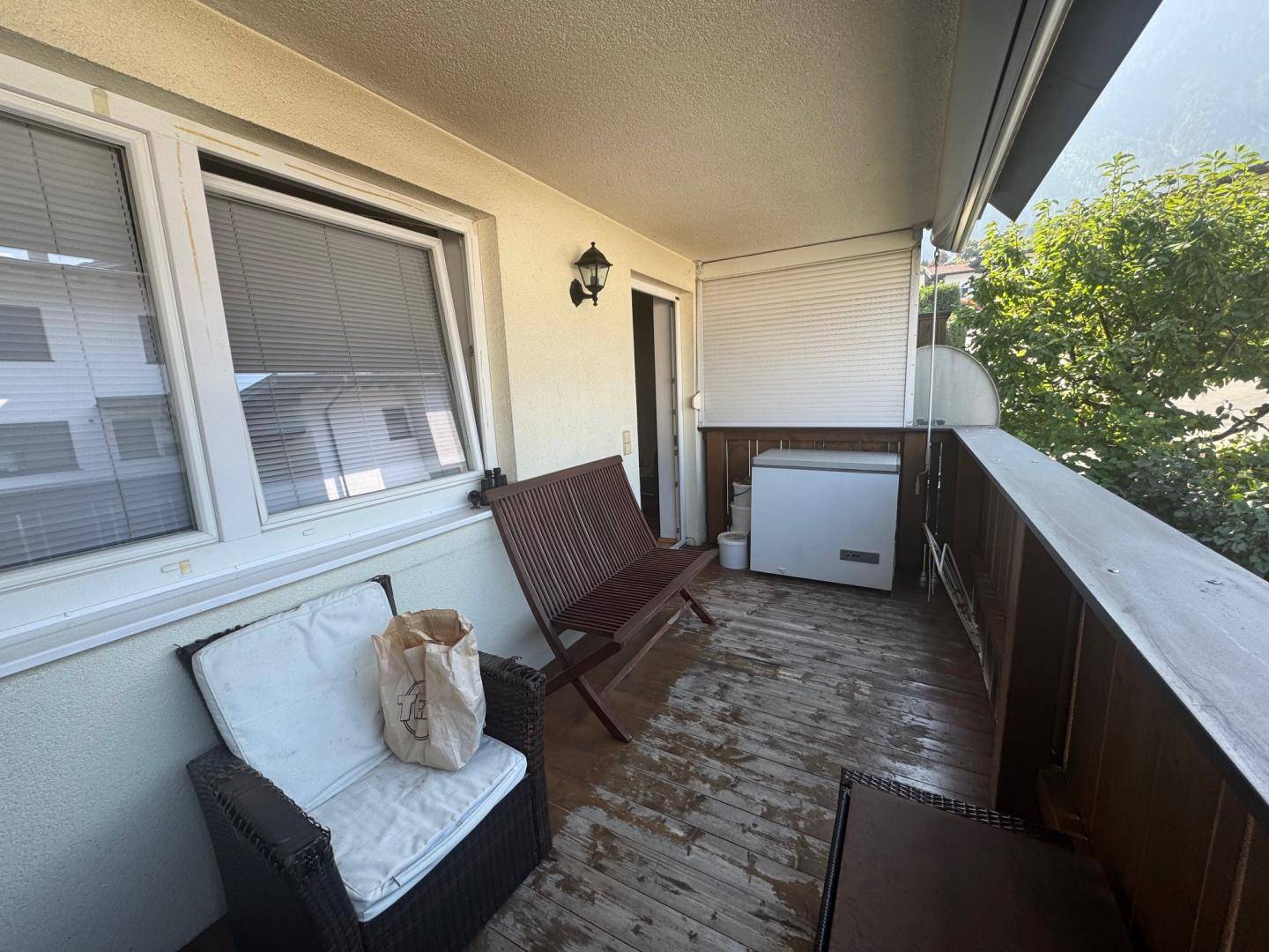 Wohnung mit Großzügigem Grundriss und Balkon