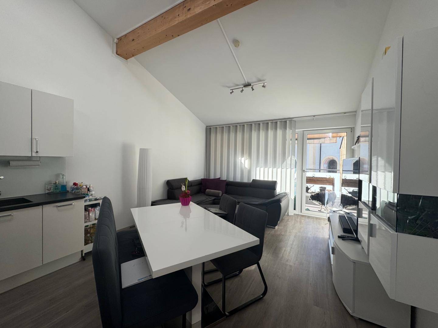 Maisonette apartment with terrace and underground parking