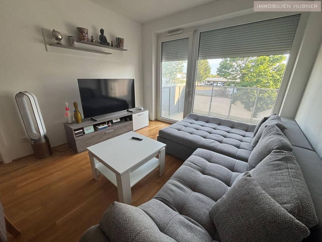 Wohnung mit großer Südloggia nahe Akademiepark