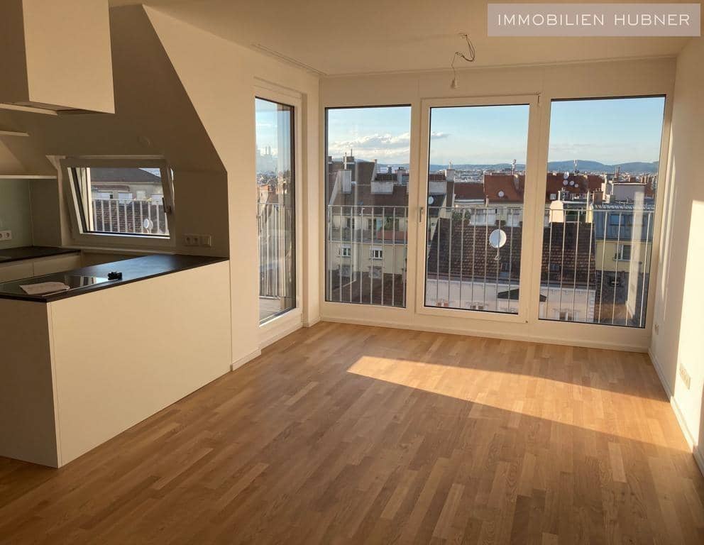 Attic apartment with three terraces