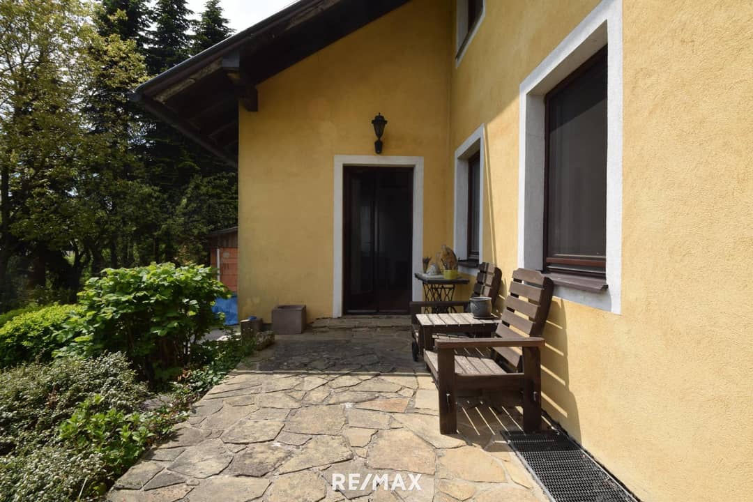 sonnige Terrasse