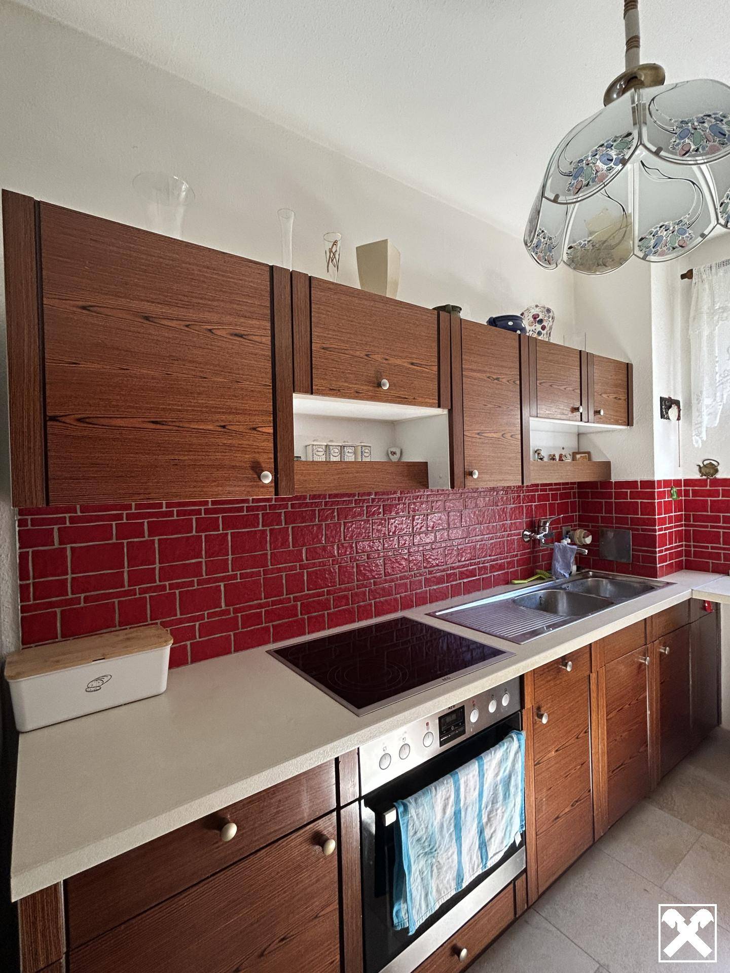 Wohnung with loggia in a quiet cul de sac near U6
