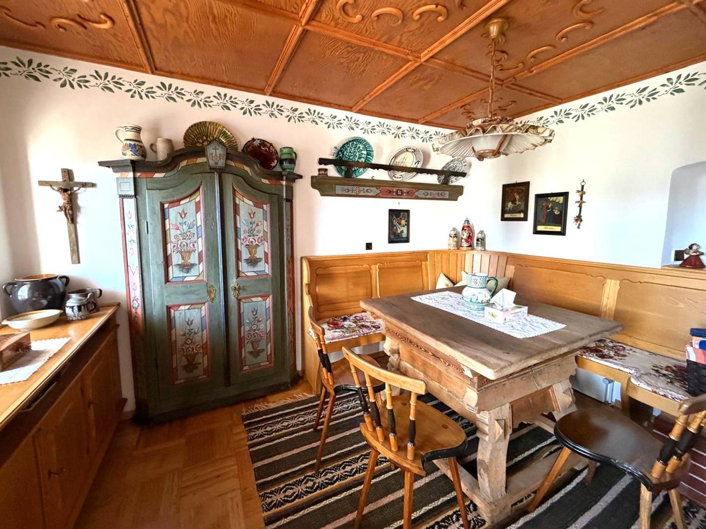 Villa in Alleinlage mit Panorama und Pool
