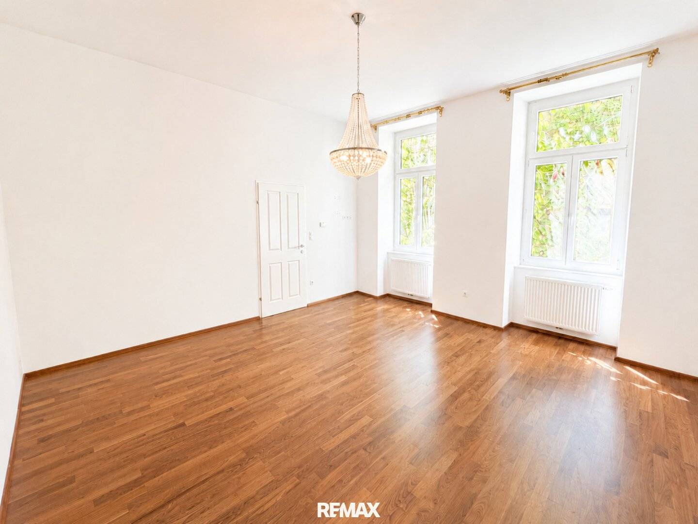 Wohnung mit Einbauküche und Aufzug