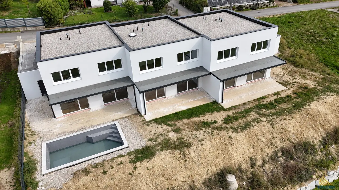 Exclusive Row House Ensemble in Prime Location