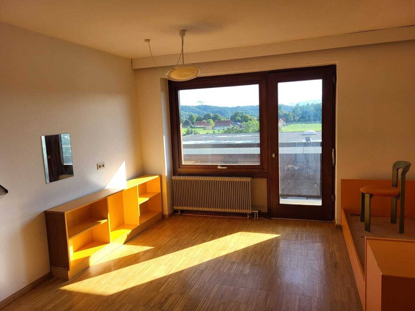 Ruhige und helle Arbeiterquartiere ab € 340,-- pro Monat