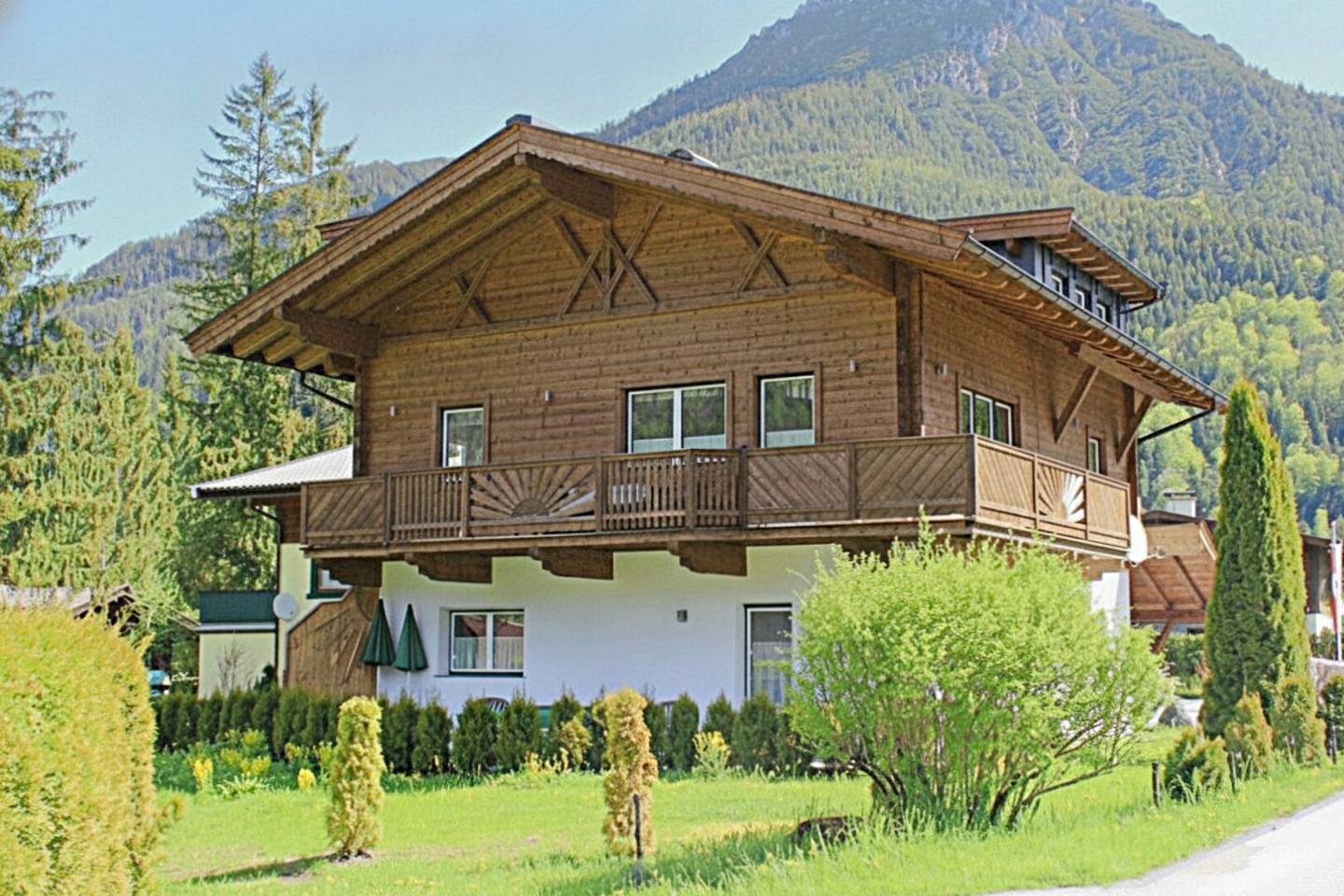 Spacious House with Guest Apartment and Mountain View in St. Ulrich