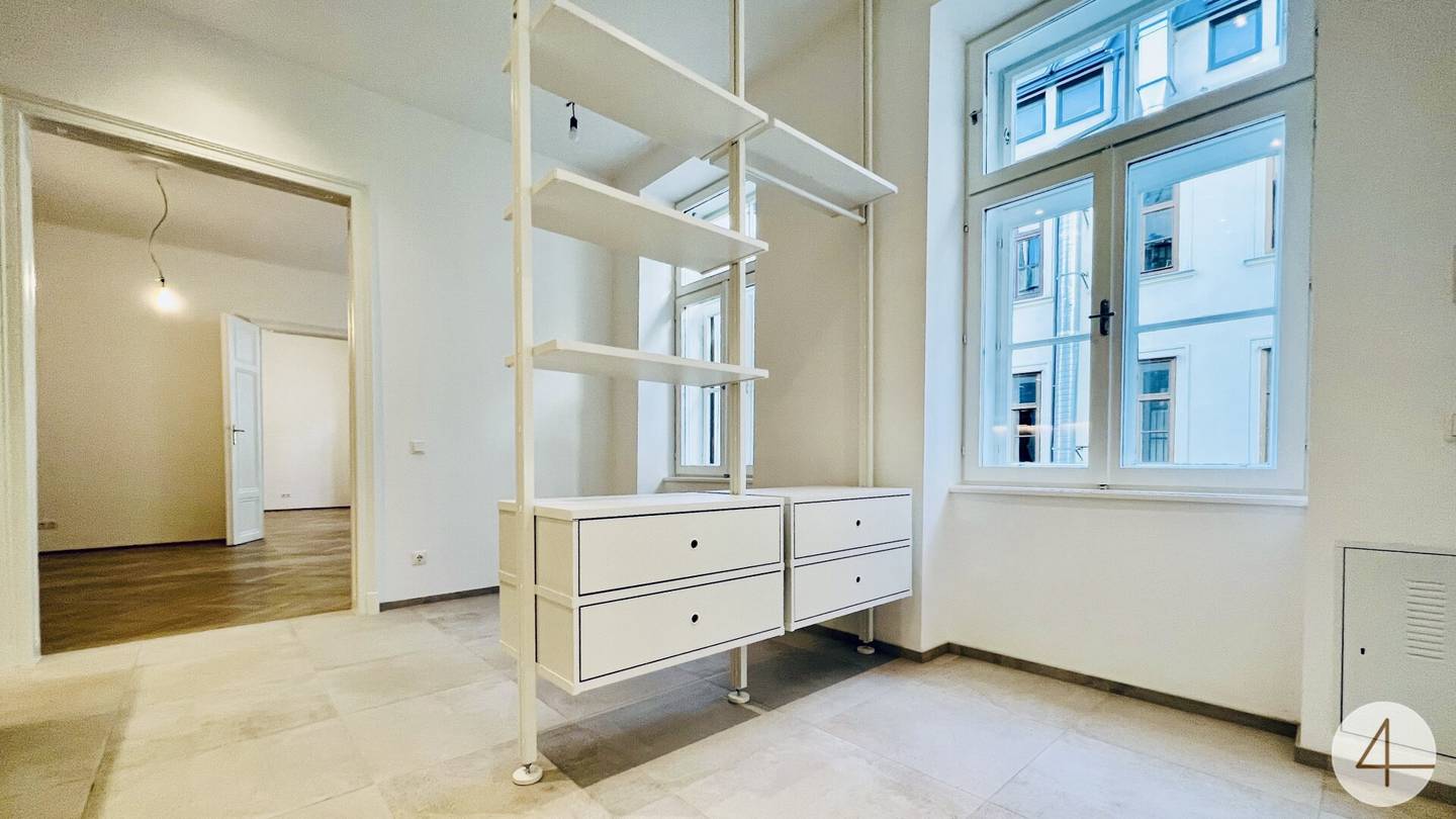 Apartment near U2 like new interior in quiet courtyard