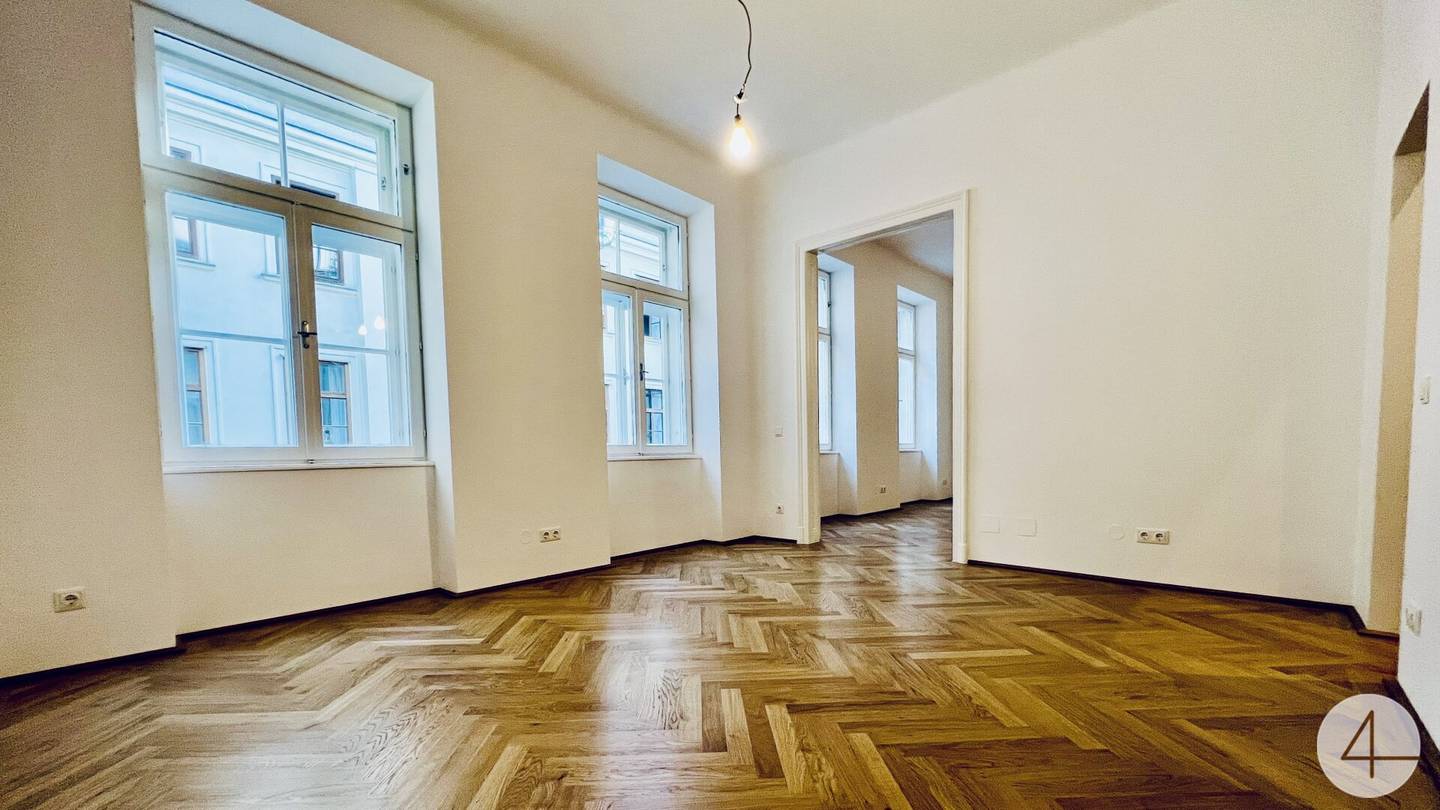 Apartment near U2 like new interior in quiet courtyard