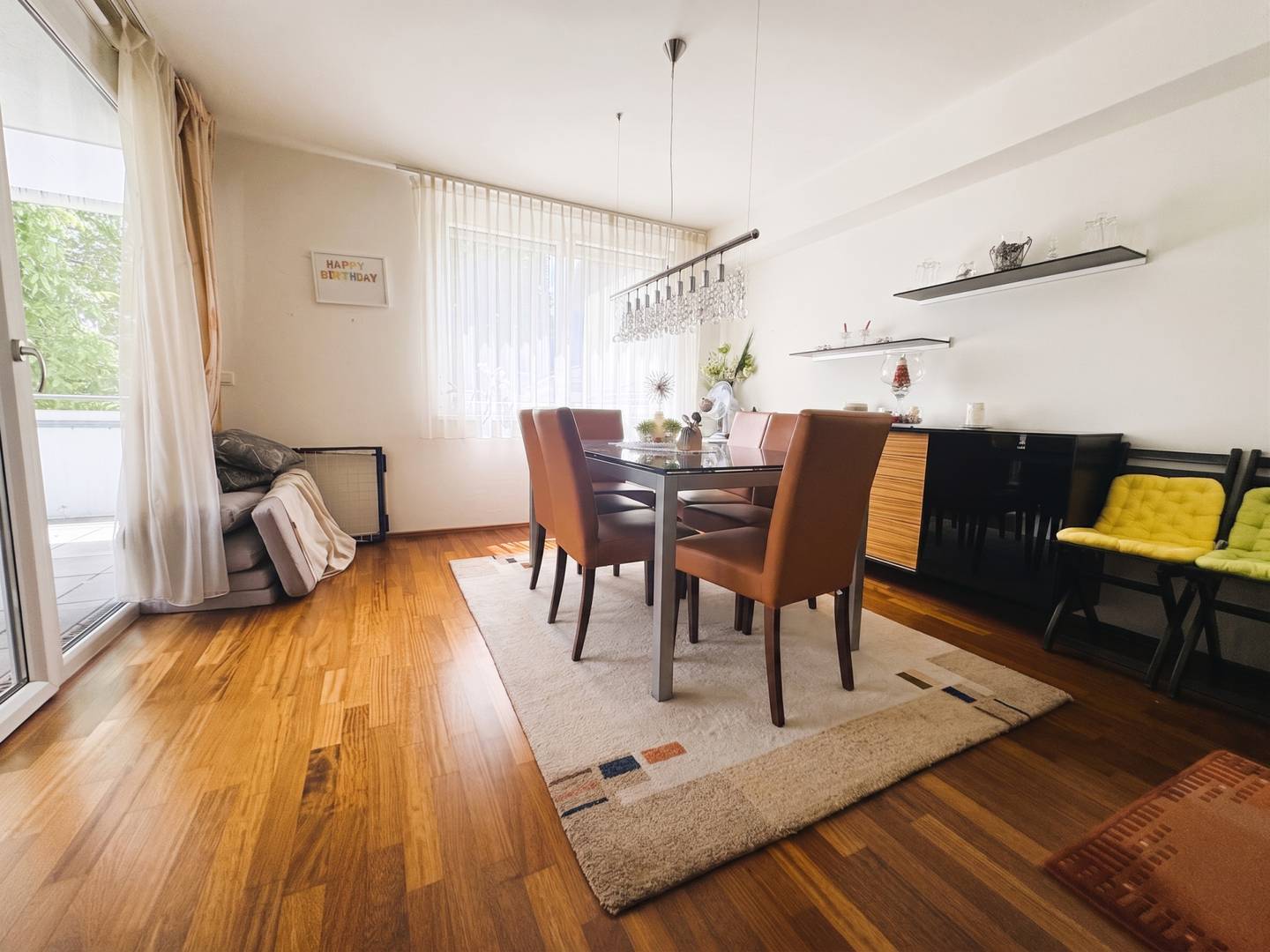 Wohnung mit Terrasse und Tiefgaragenplatz inklusive