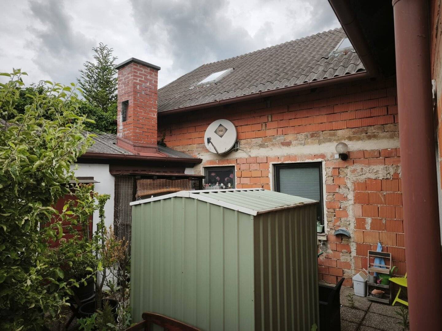 Ruhiges Einfamilienhaus mit Terrasse und Garage in Wiennähe