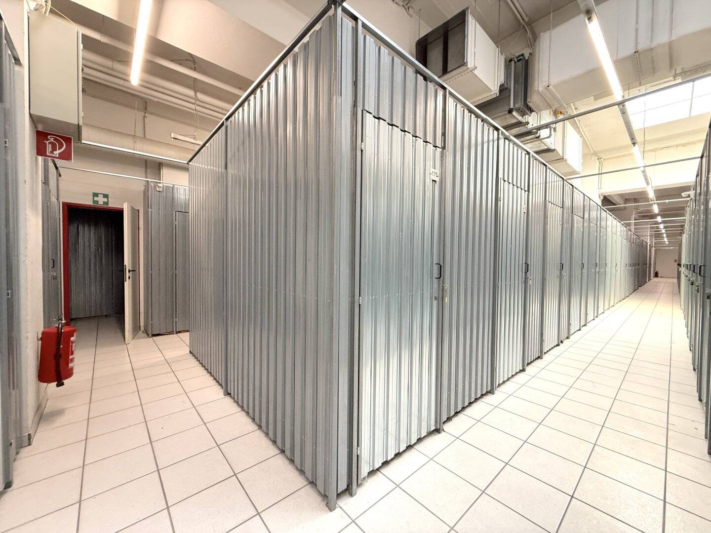 Neustiftgasse | Storage areas for rent