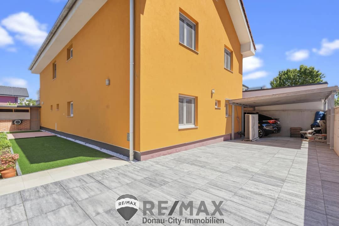 Modernes Einfamilienhaus mit Garten und Photovoltaik in Groß-Enzersdorf