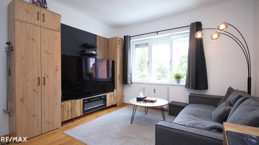 Wohnung heller Grünblick modernisiertes Bad