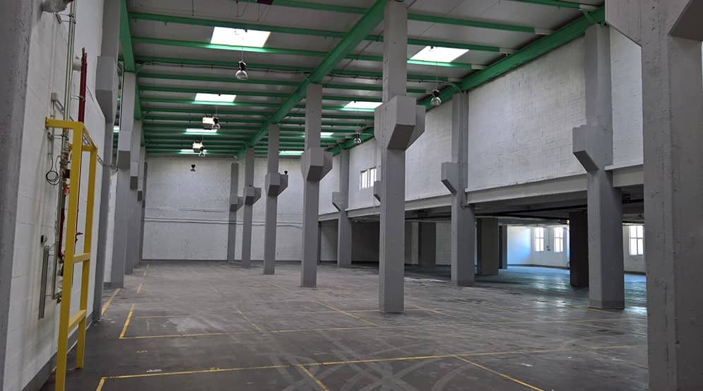Commercial Park with Flexible Storage and Office Space in Liesing