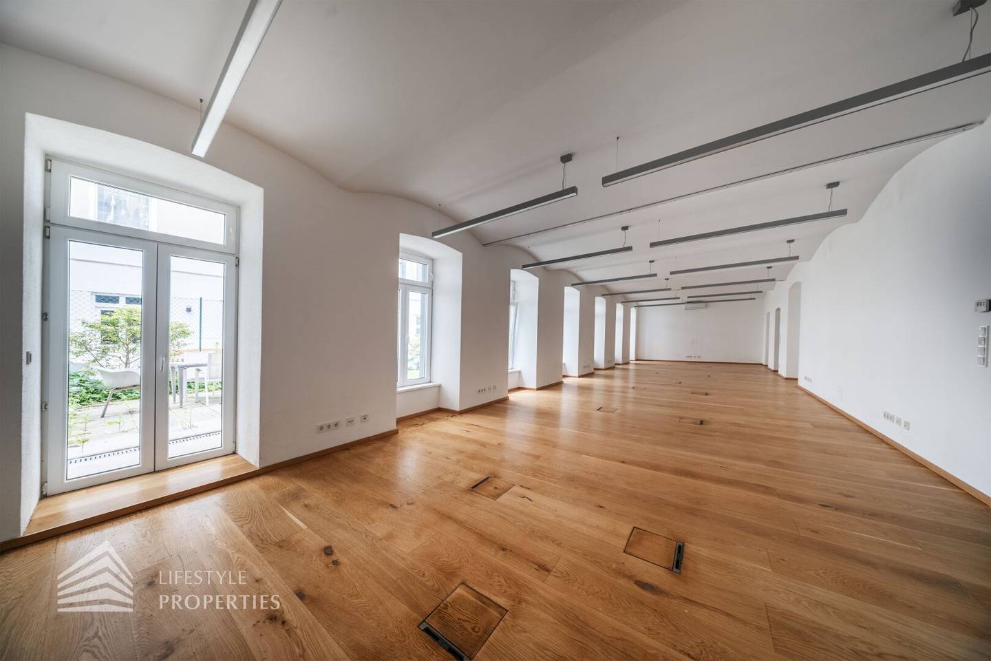 Gewerbefläche mit großzügigem Freibereich nahe Praterstern