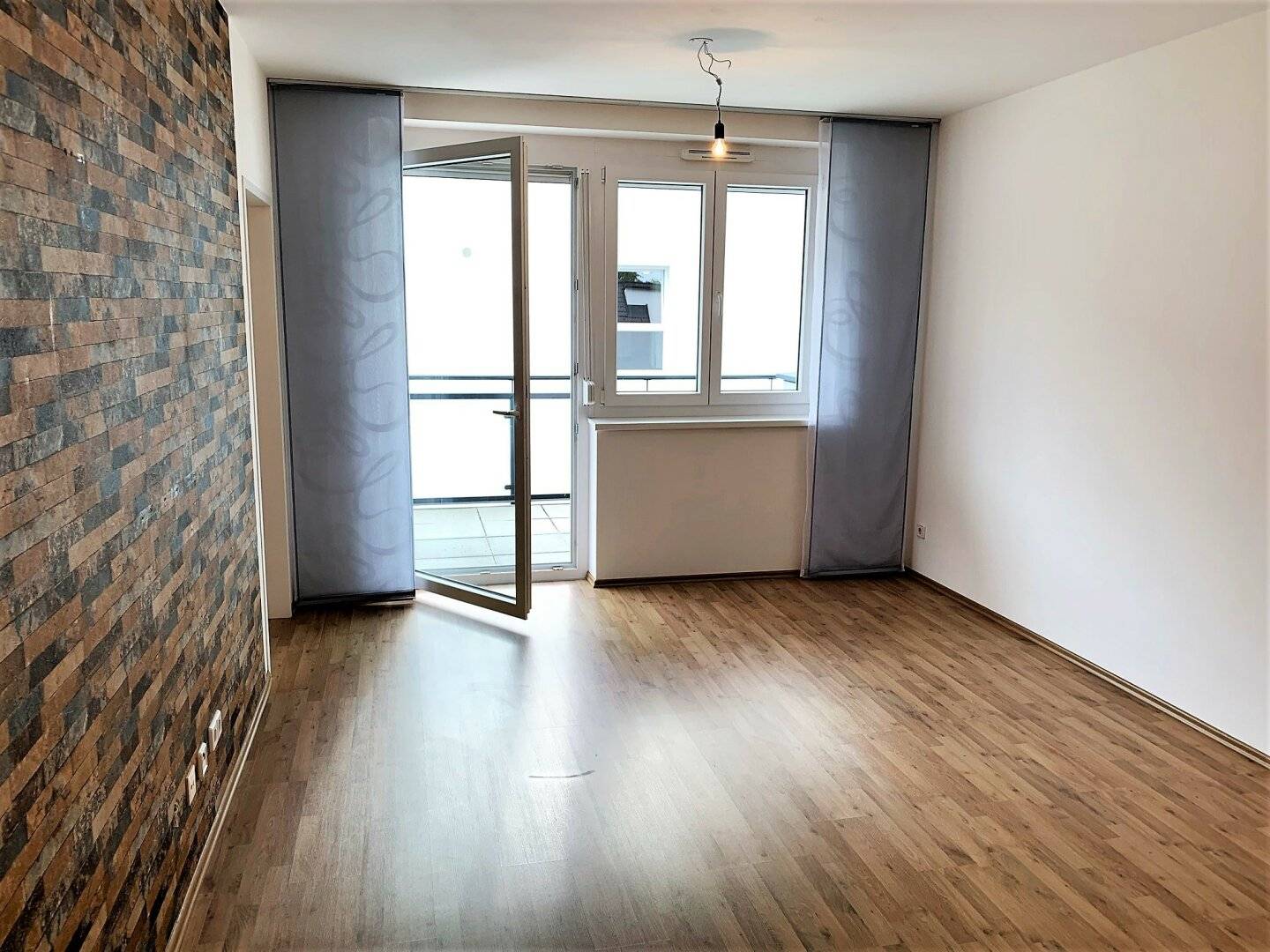 Neubauwohnung mit Balkon und Stellplatz nahe Innenstadt