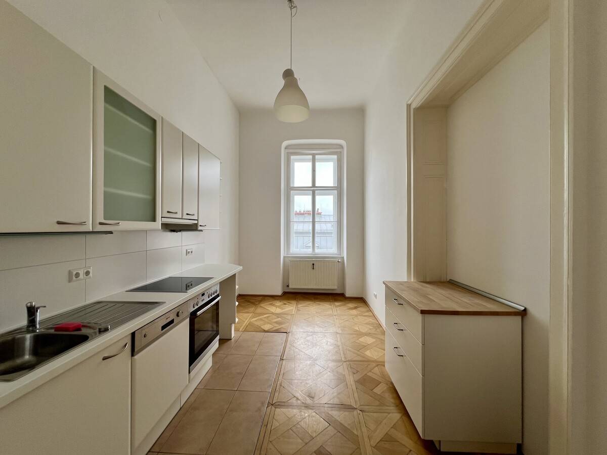 Neu sanierte Wohnung mit Aufzug im Zentrum