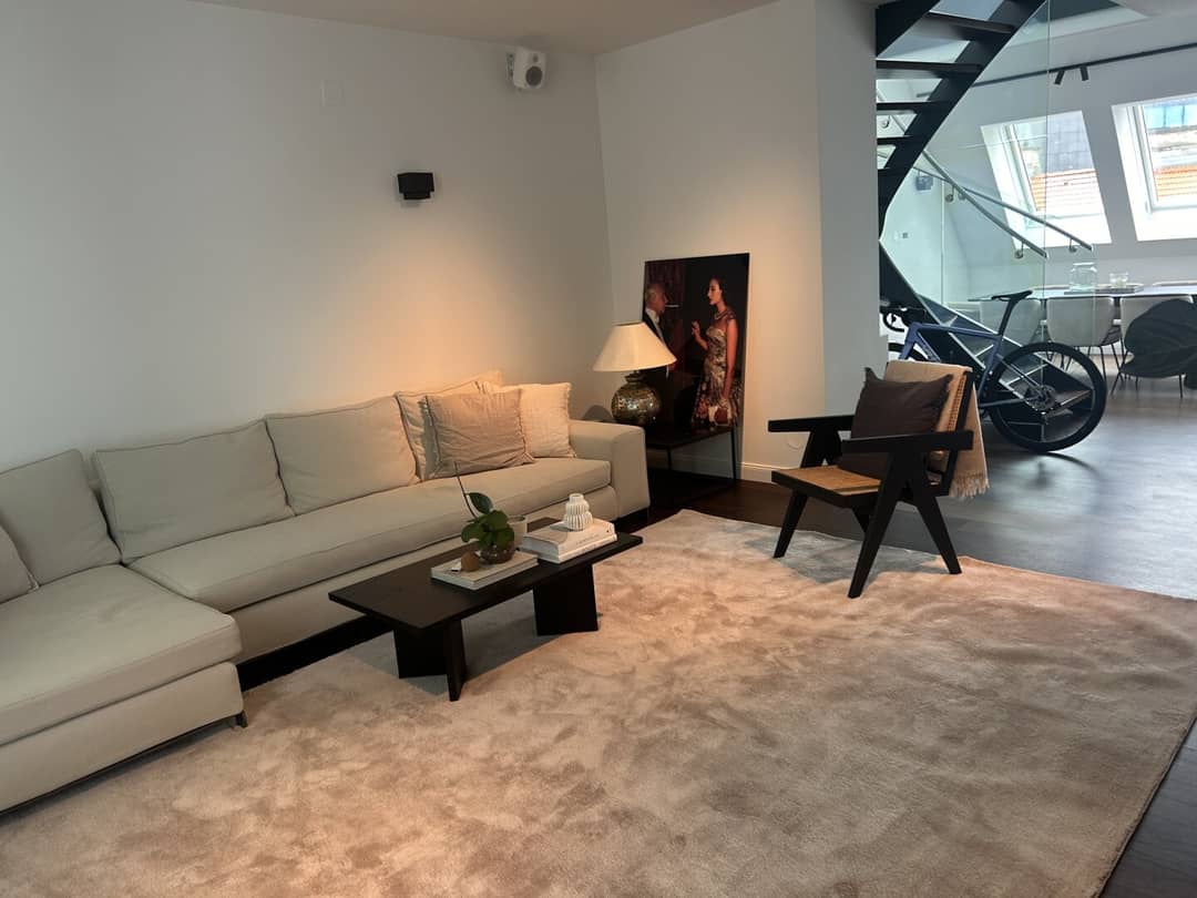 Attic apartment with three terraces and elevator