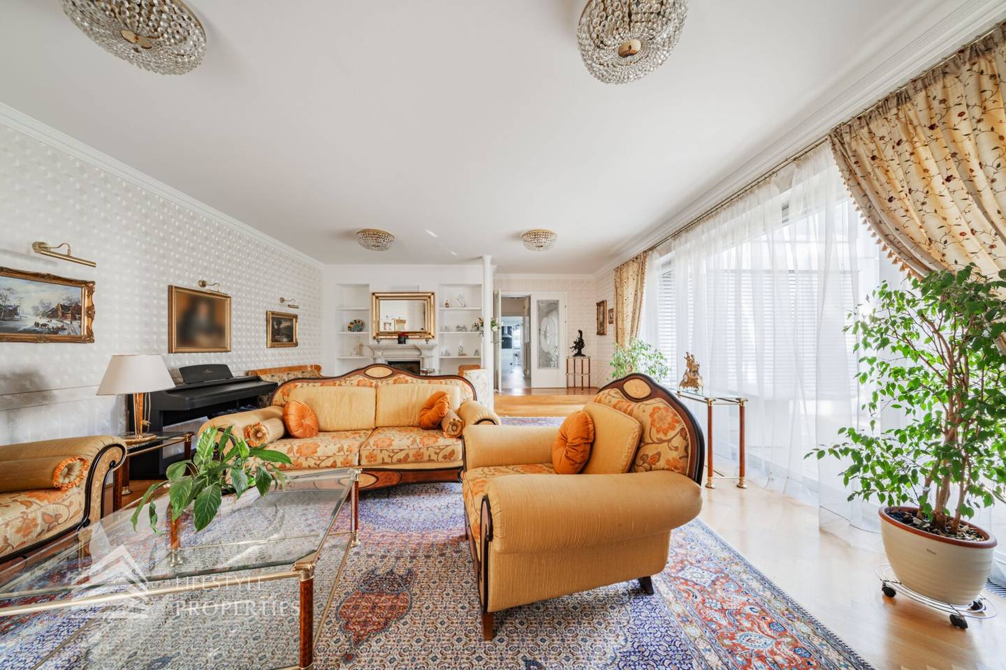 12 room luxury villa with view over Wien