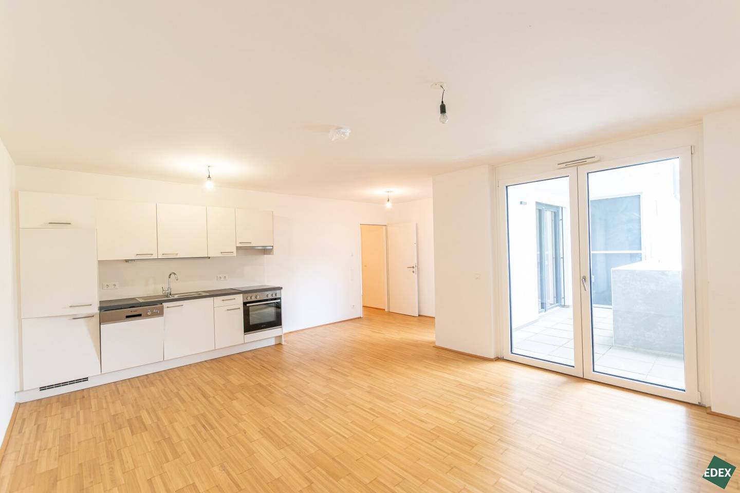 Dreamlike and very spacious 2-room new build with large balcony