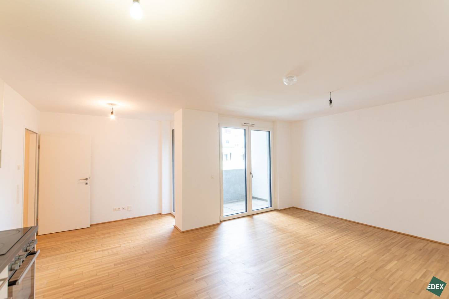 Dreamlike and very spacious 2-room new build with large balcony