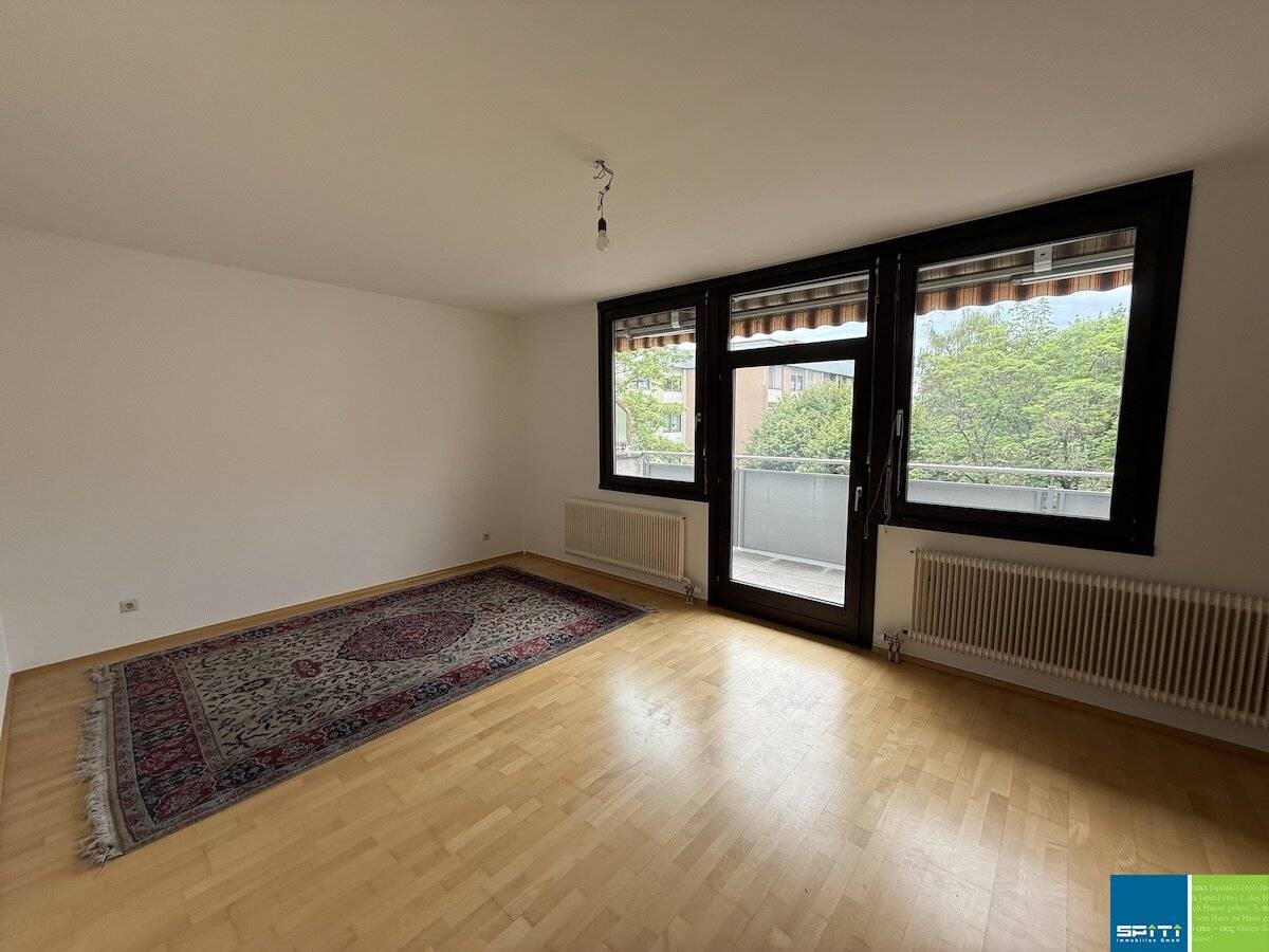 Apartment with roof terrace west facing and lift