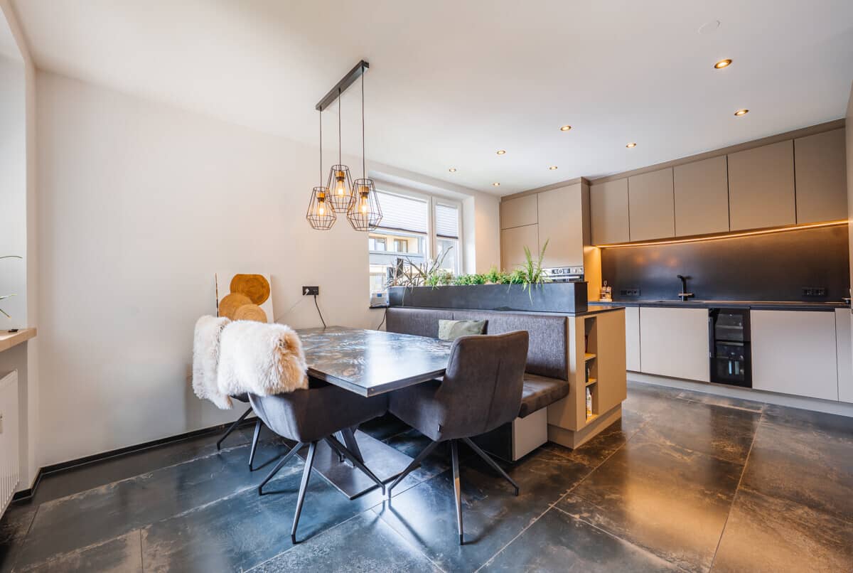 Fully renovated apartment with a loggia