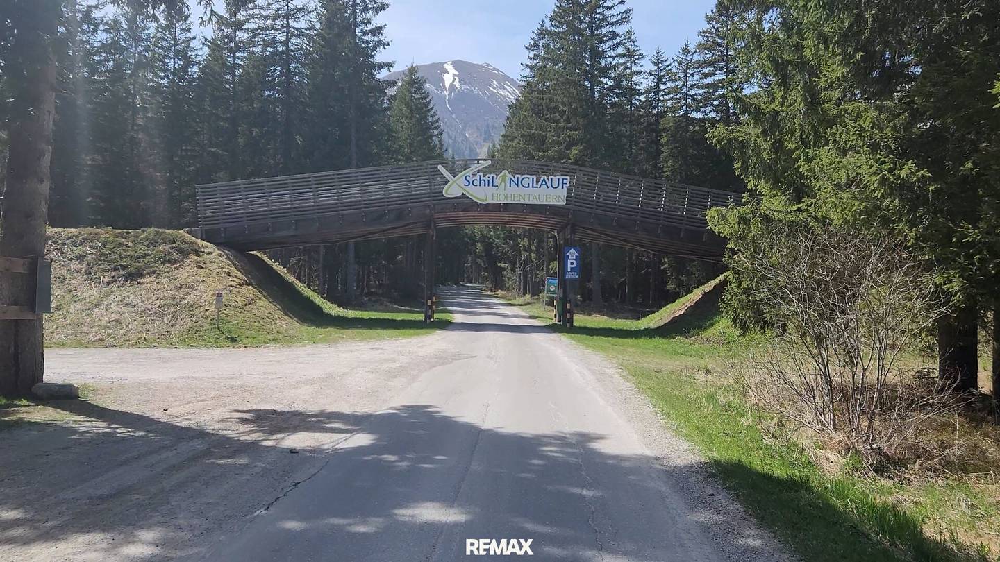 Ehemaliges Hotel mit Hallenbad und Wellnessbereich in Hohentauern
