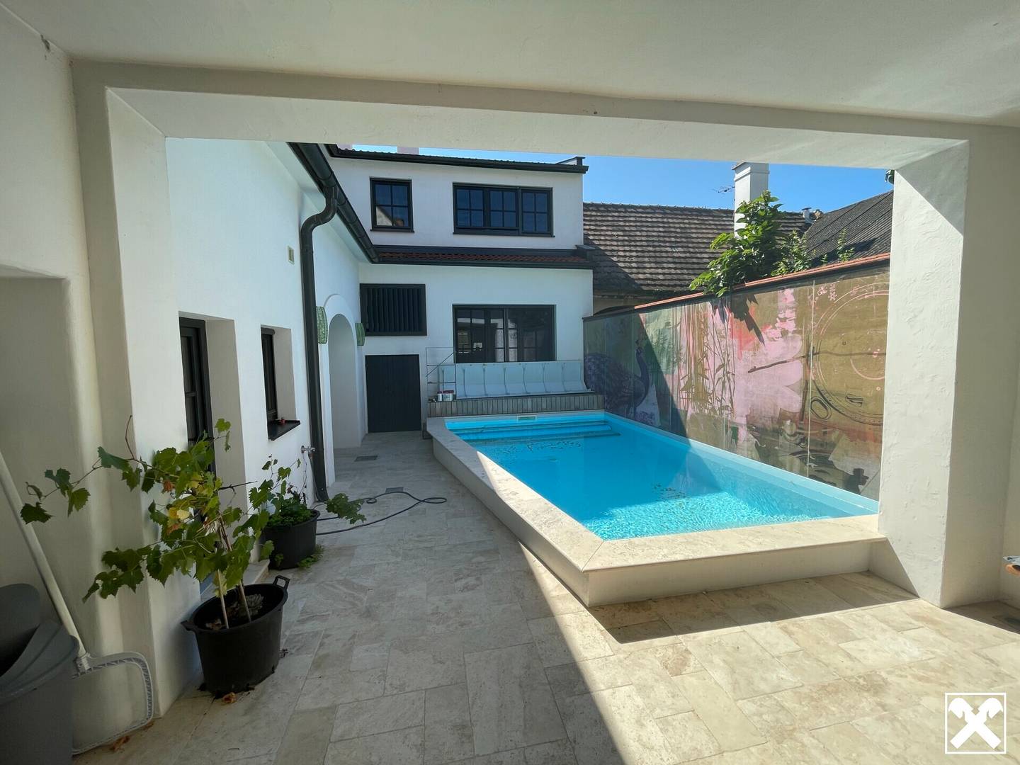 Geräumiges Einfamilienhaus mit Pool in Rust