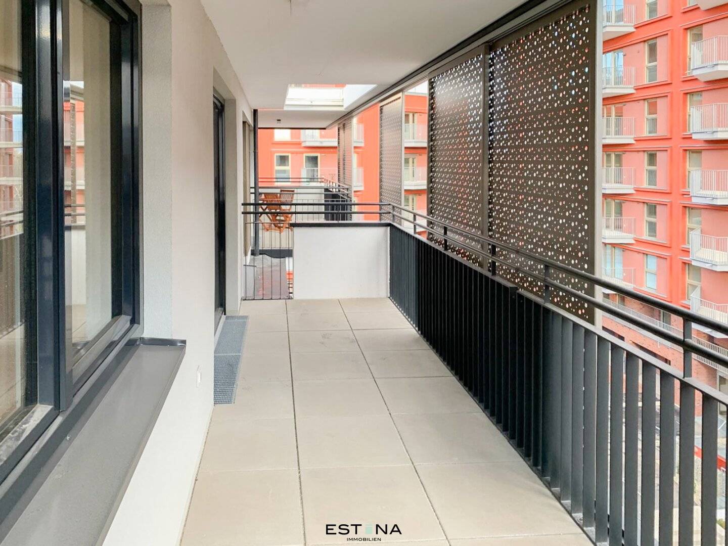 Exclusive 3-room apartment with high-quality living ambience