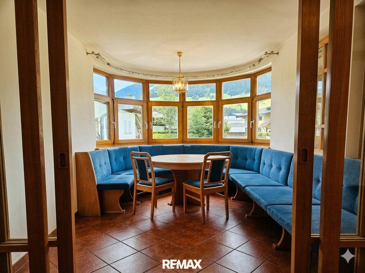 Architektenvilla mit Arztpraxis und Weitblick in Mittersill