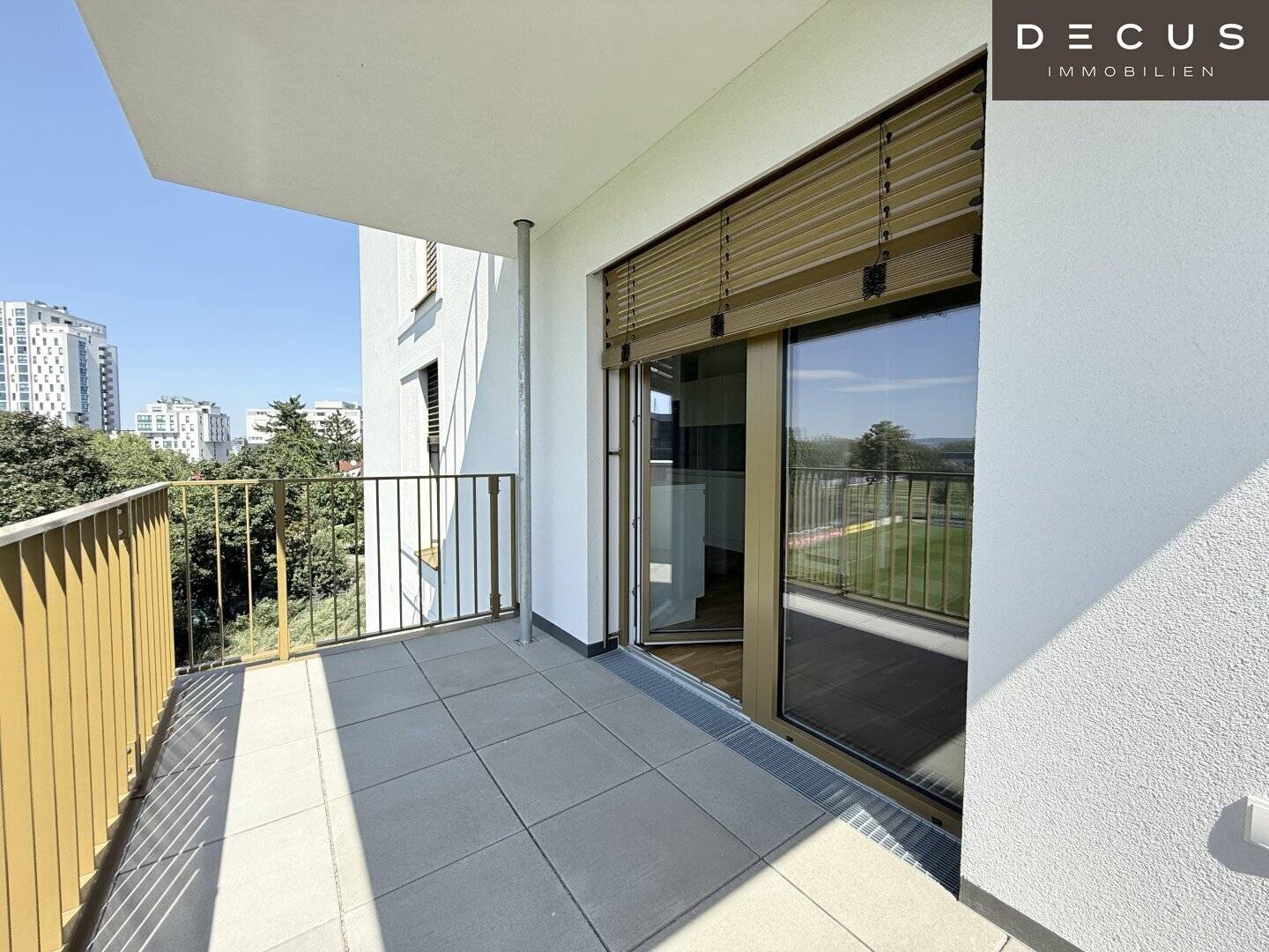 Neubau Wohnung nahe Laaer Wald mit Balkon