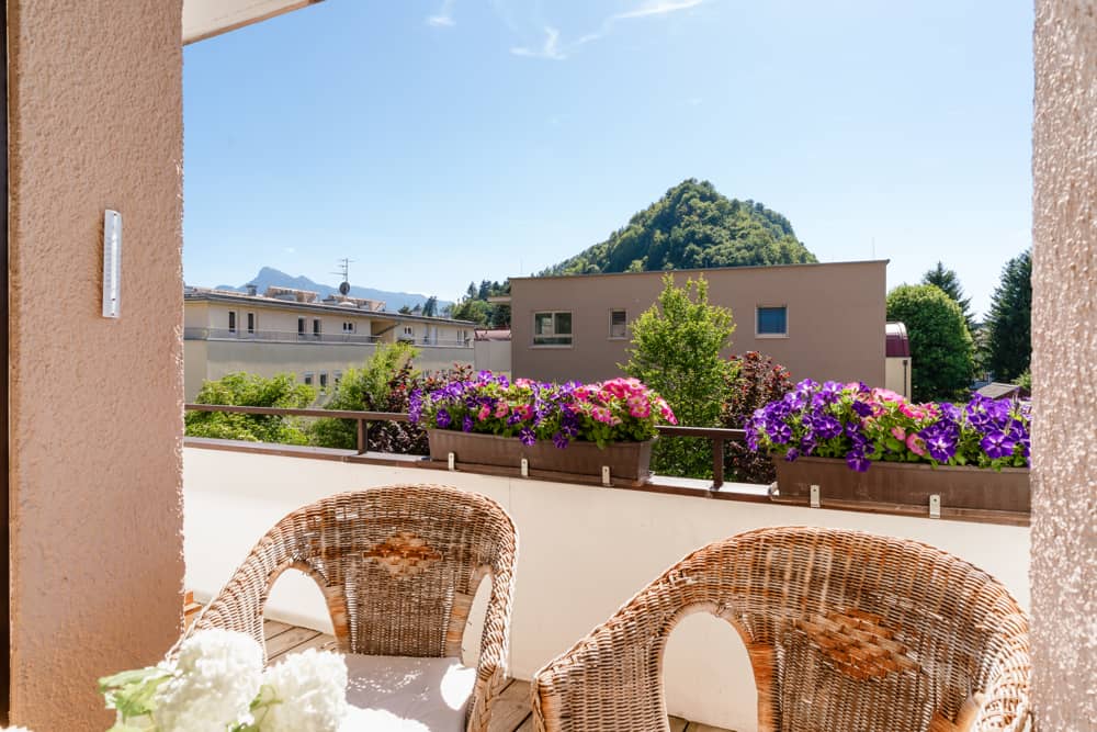 Apartment with Balcony and Kapuzinerberg View