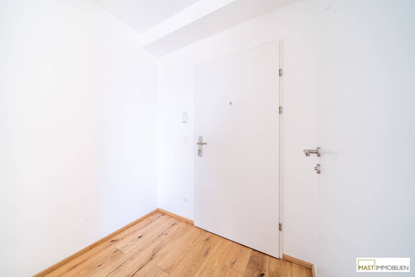 Top floor apartment new build with roof terrace