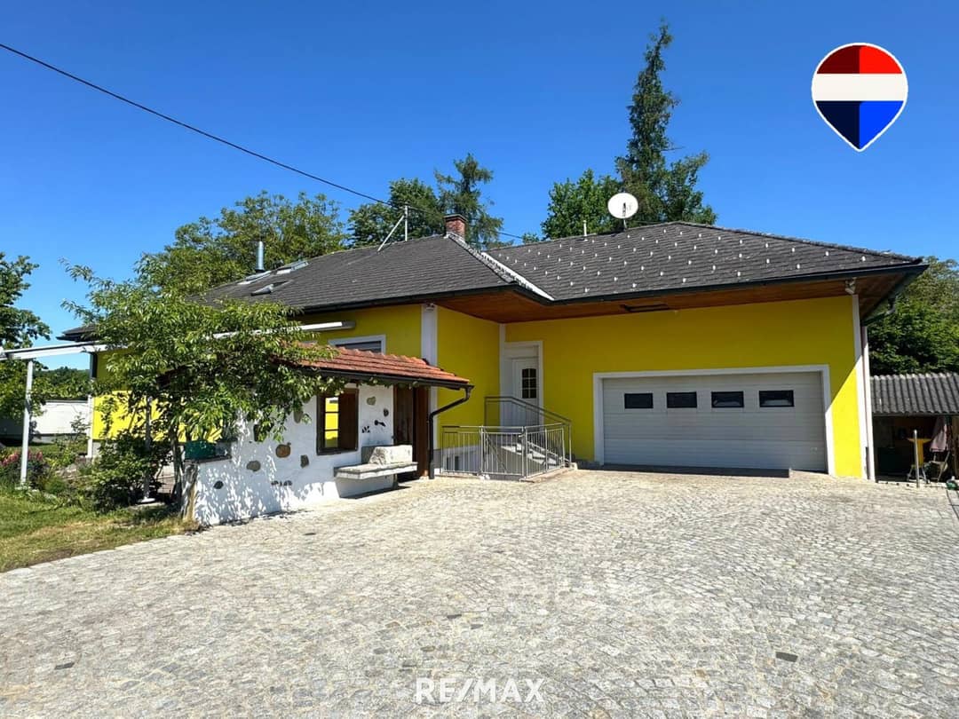 Gepflegter Bungalow mit sonnigem Garten und Doppelgarage