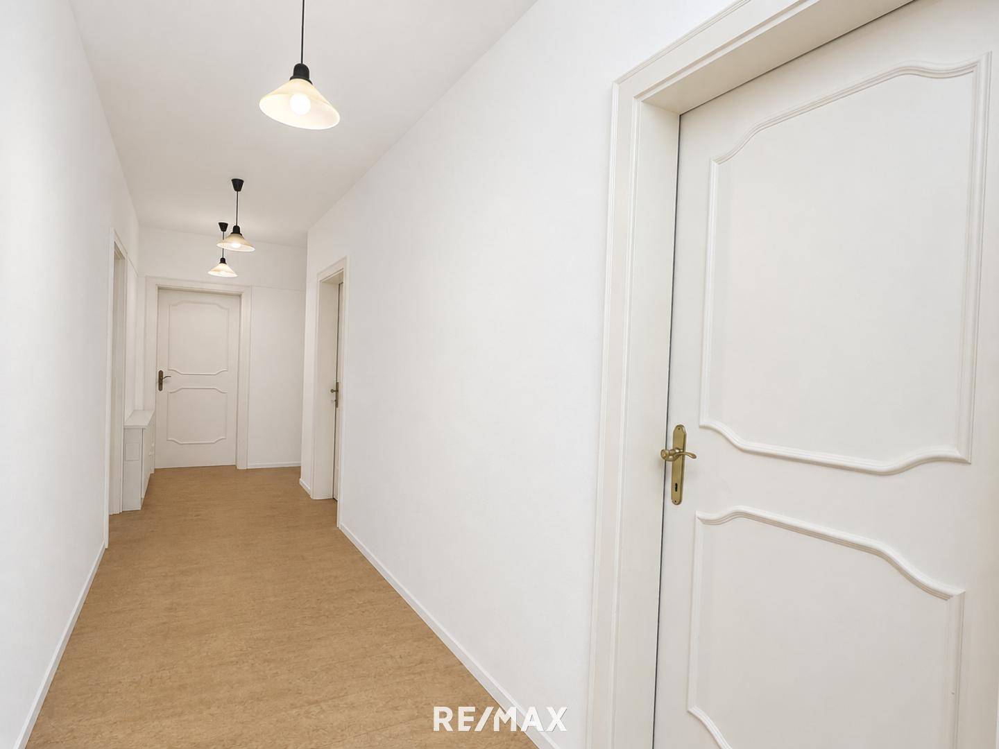 Gepflegter Bungalow mit sonnigem Garten und Doppelgarage