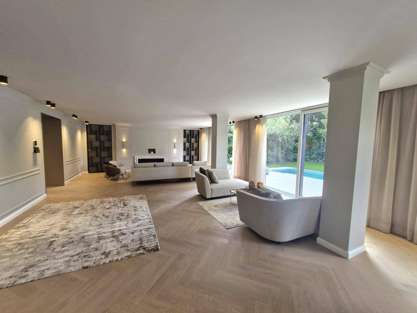 Exclusive Villa with Pool and Panoramic View in Salmannsdorf