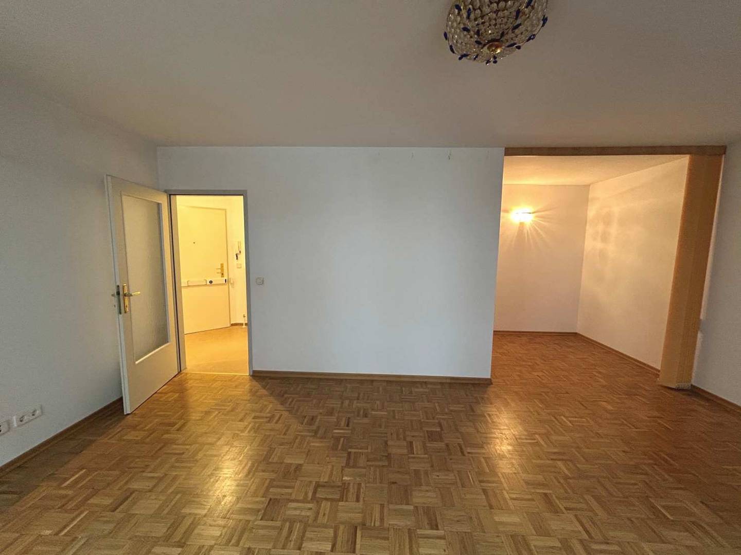 Apartment with garage parking and terrace in a new building