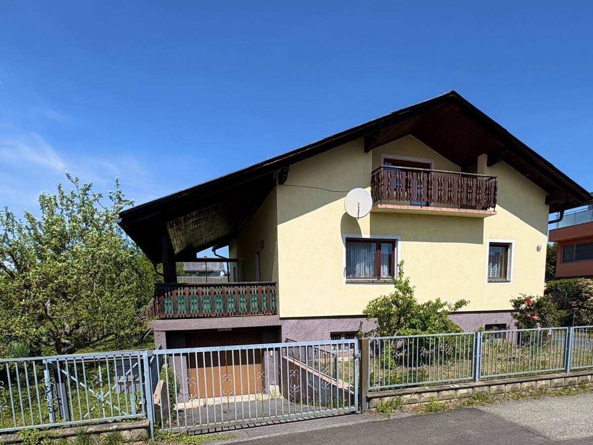 Einfamilienhaus in Sackstraßenlage mit Garten Garage und zweiter Wohneinheit