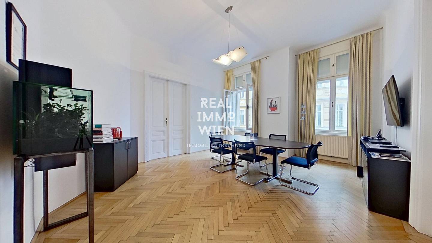 Office in historic building near Rotenturmsstraße