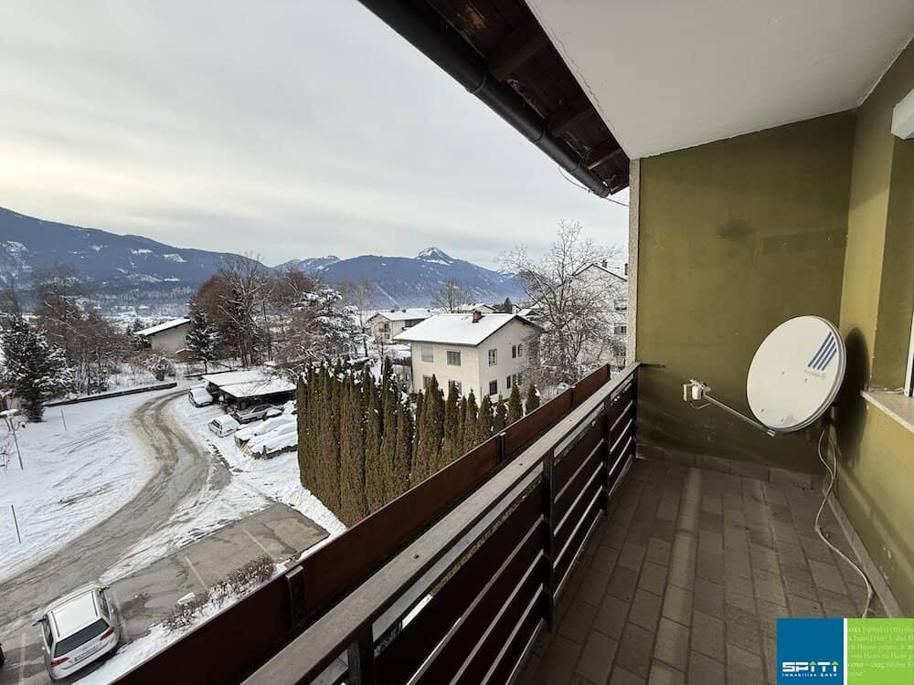 Wohnung im dritten Obergeschoss mit südseitiger Loggia in Nötsch im Gailtal