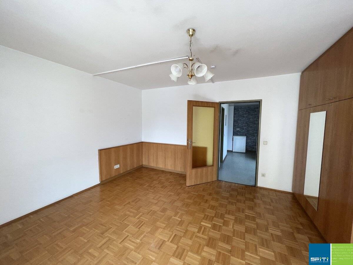 Apartment with loggia and lift on the first floor