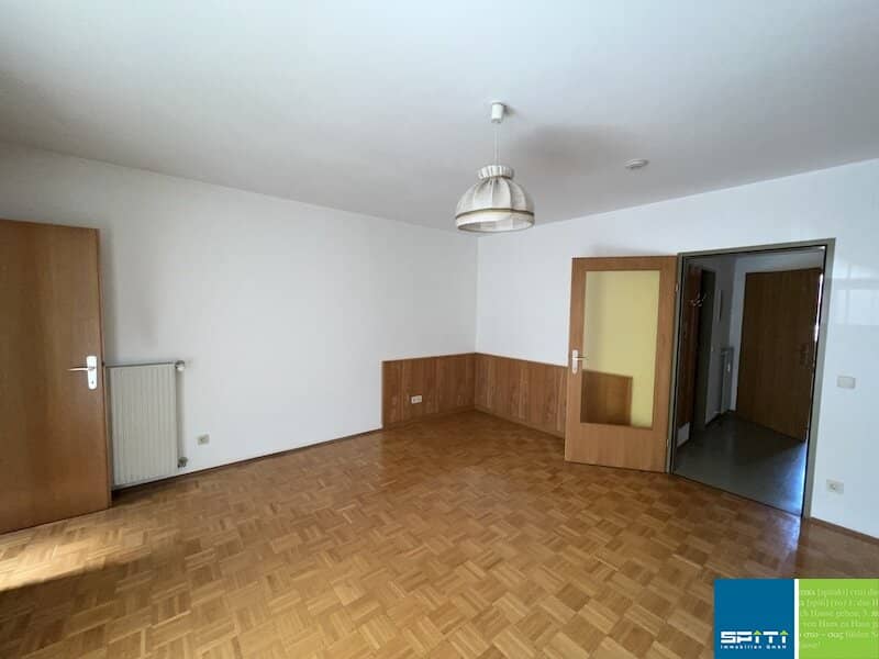Erdgeschosswohnung mit Loggia nahe Universität
