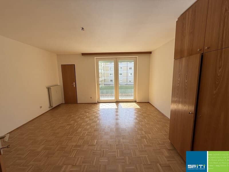 Wohnung mit Loggia nach Süden im ersten Stock